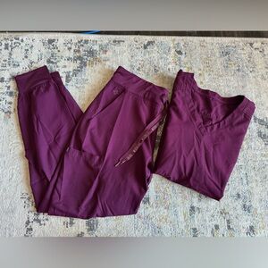 MedCouture Wine Scrubs jogger set. 2 pocket top